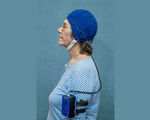Alzheimer%e2%80%99s memory loss reversed by new head device using electromagnetic waves